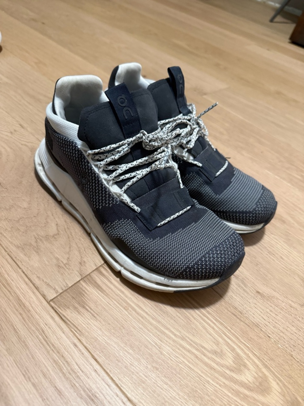 On Running CloudNova Men's sneakers